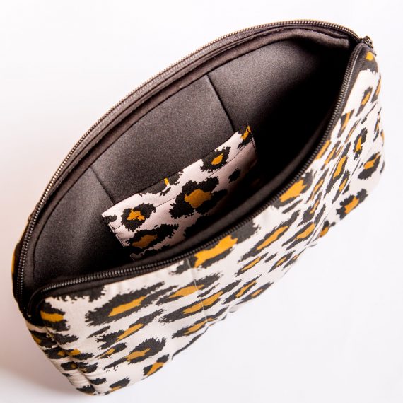 Funda Animal Print abierto